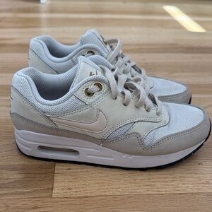 Nike Air Max 1 Light Beige Sneakers Size 2Y